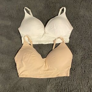 Victoria’s Secret Wireless push-up bra set